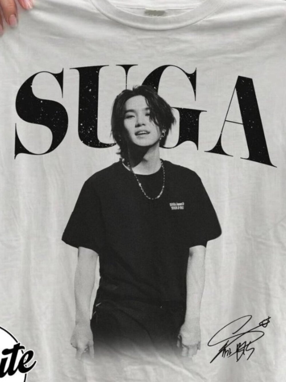 Yoongi Suga BTS Arirang Tour Shirt Vintage Kpop Fan Tee 91 - Picture 2 of 5